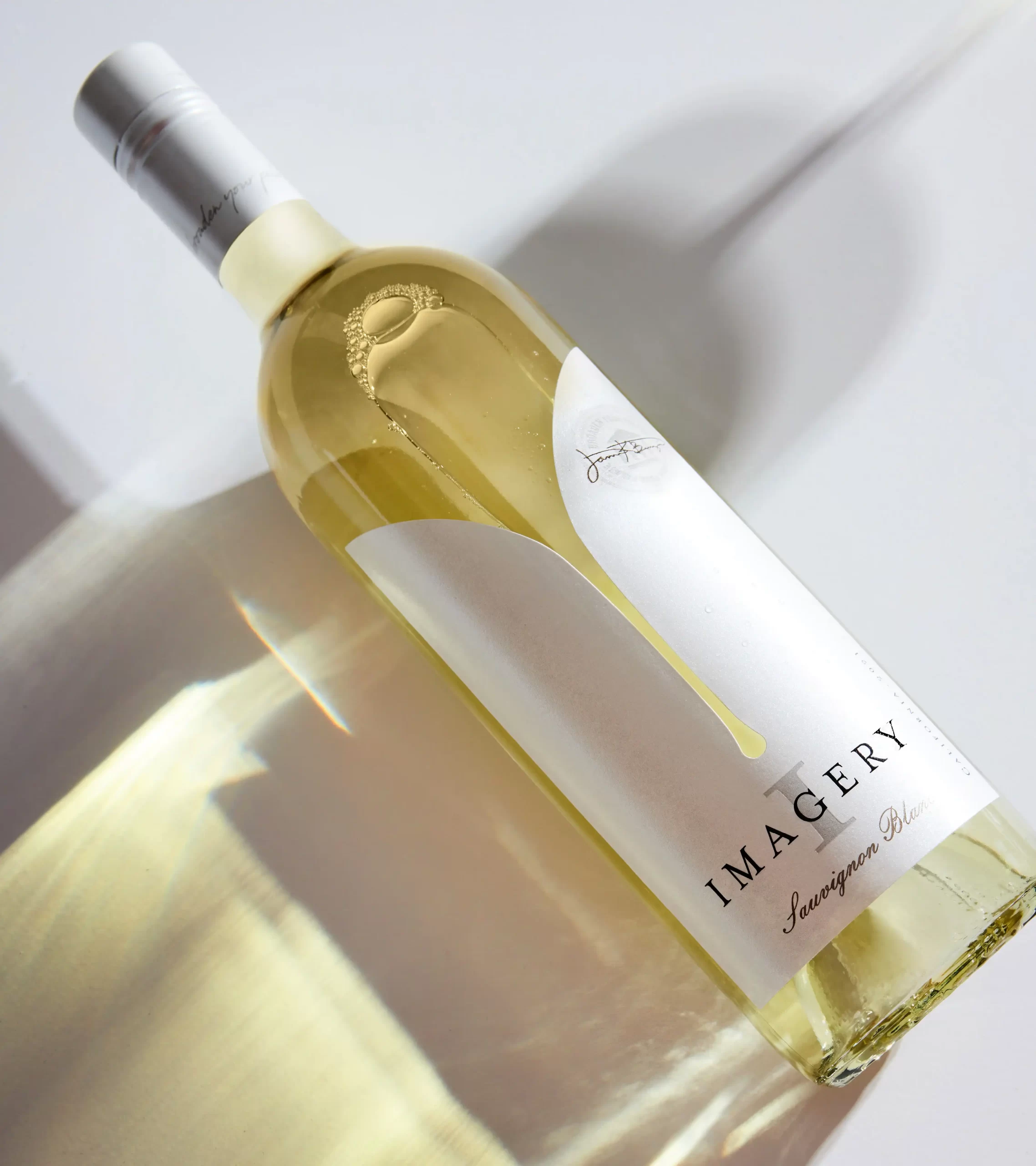 Imagery-Art-Drop-Savignon-Blanc-scaled Imagery-Art-Drop-Savignon-Blanc-scaled